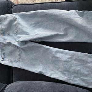 Girls GAP size 12 wide leg jeans.  Cute front pocket detail .  Never worn